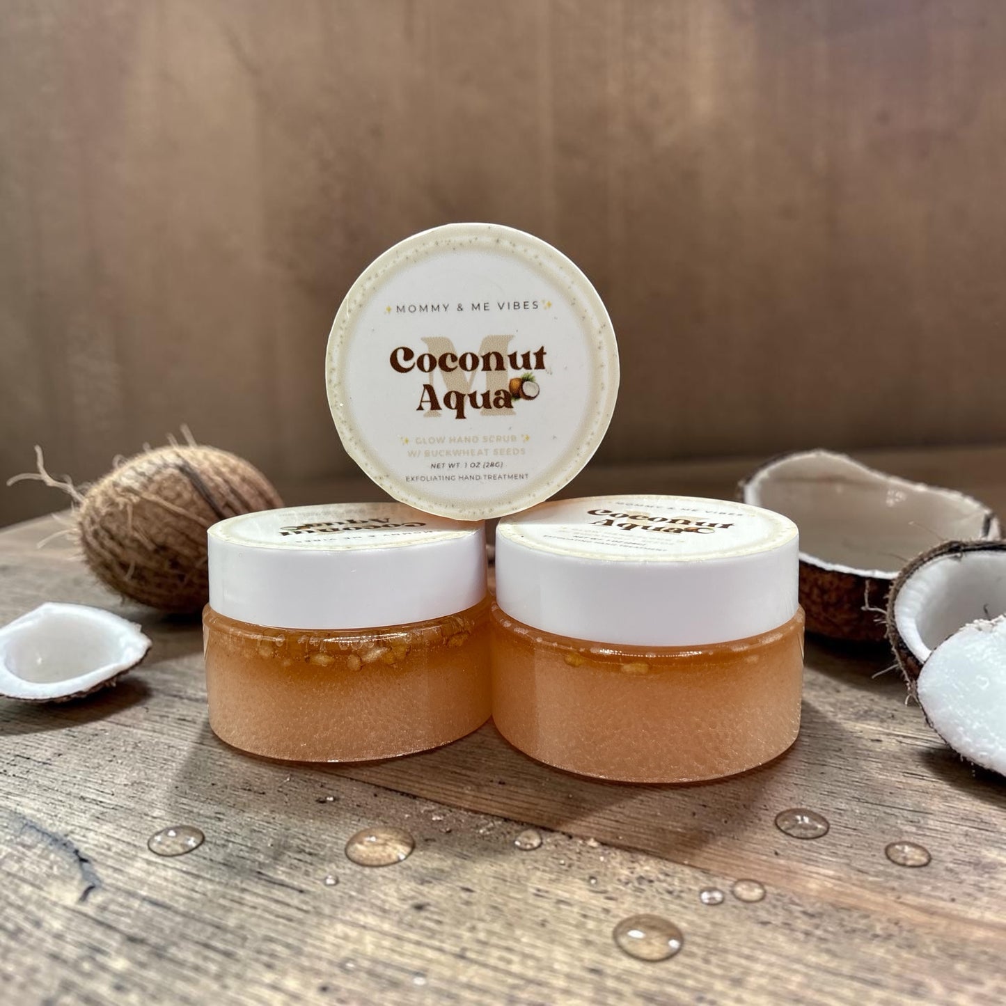 🥥 Coconut Aqua Glow Hand Scrub 🫧